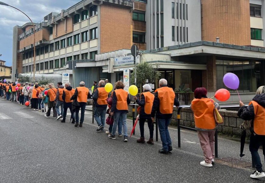 la fila della manifestazione e della protesta