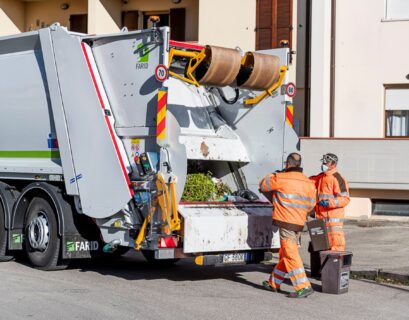 problemi nella raccolta rifiuti di alia a pistoia